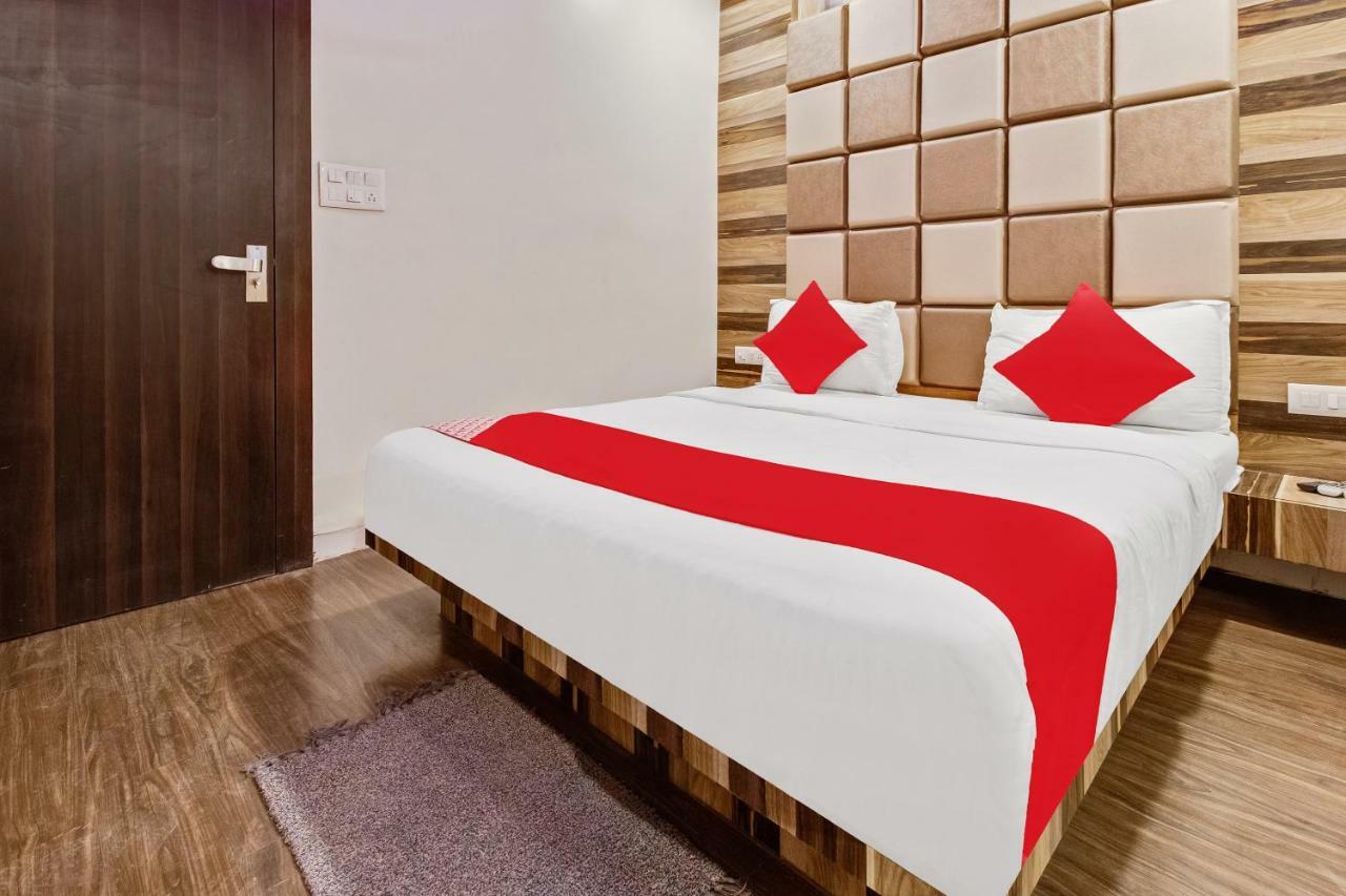 Oyo 47777 Hotel Laxminarayan Аурангабад Экстерьер фото